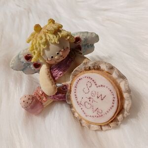 Vintage Sew n Love Cupid Angel Resin Figure Decor Seamstress Sewing Enesco 90s